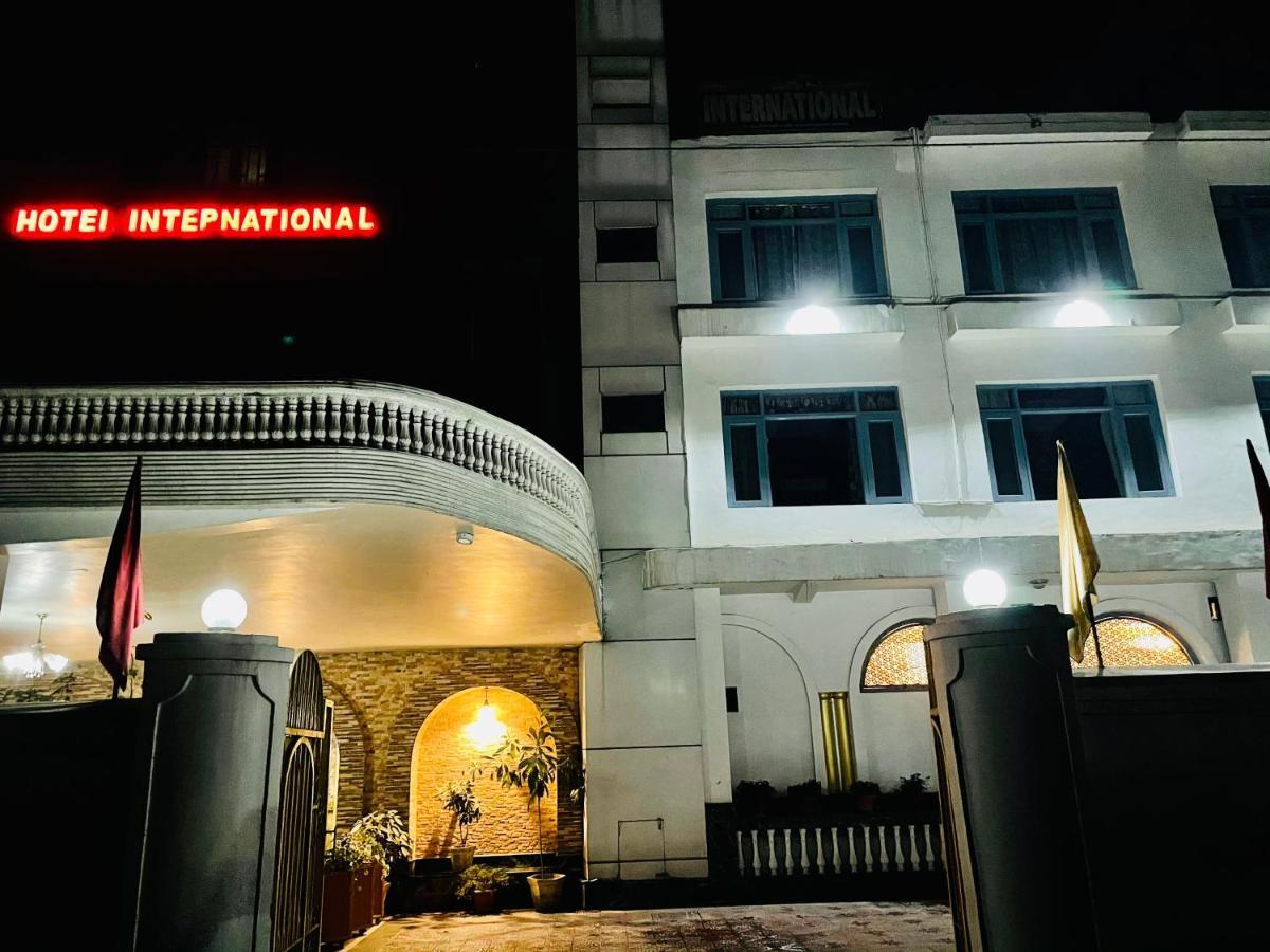 Hotel International Srinagar Eksteriør billede